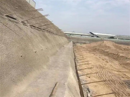 平城河道边坡加固